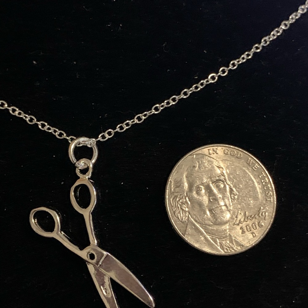 Scissors Charm Pendant - Picture 3 of 5
